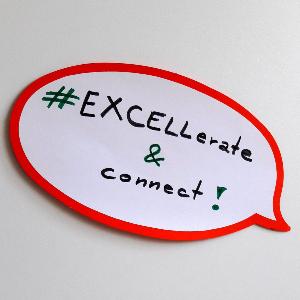 Moderationskarte/Sprechblase mit dem Text #EXCELLerate & connect!