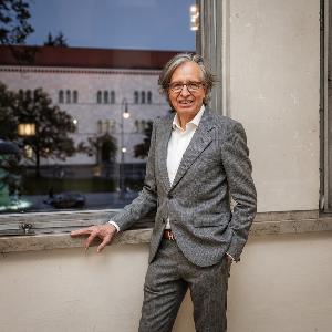 Portrait photo of LMU Professor T. Borgard