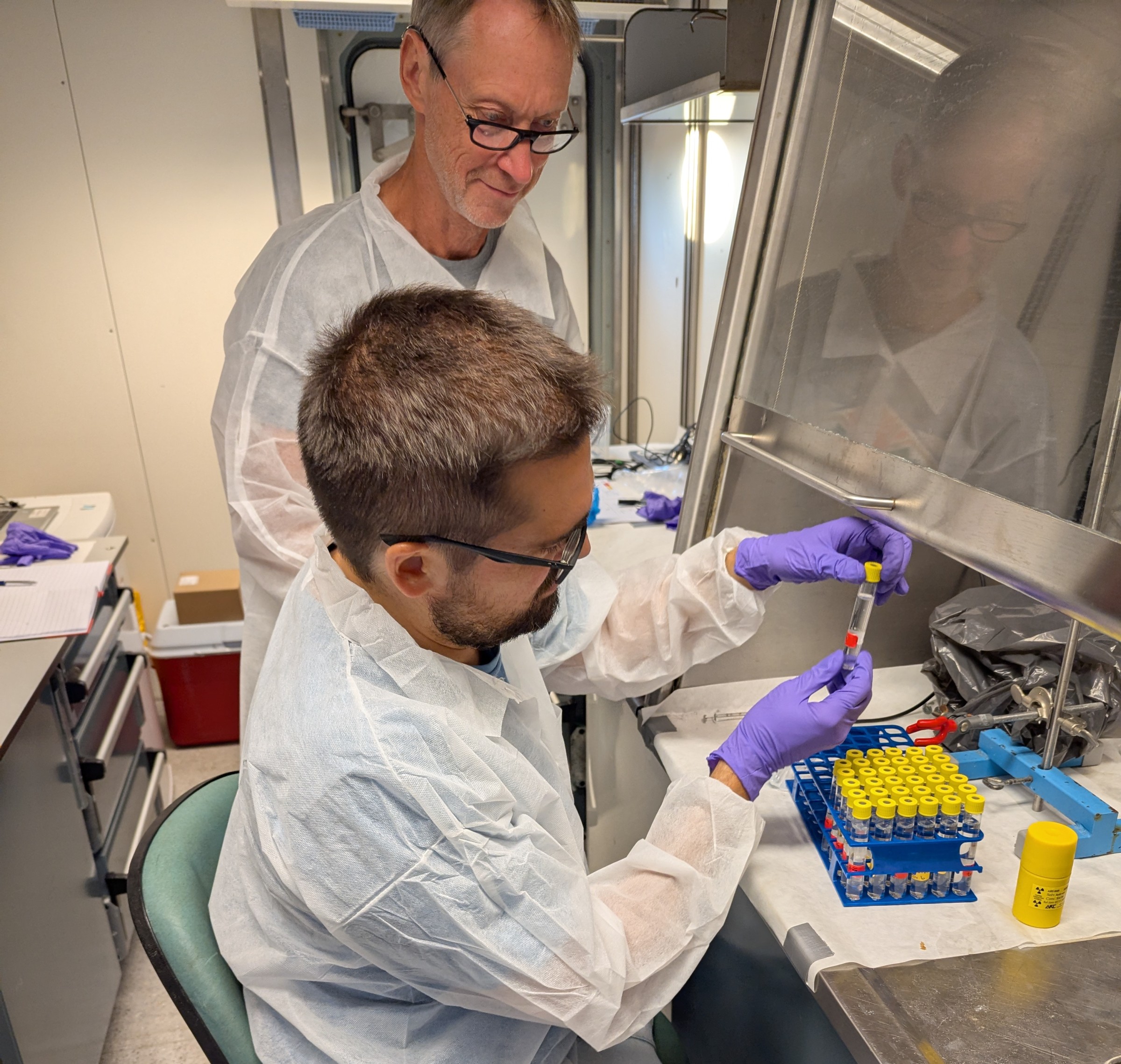 Working in the radioactivity container