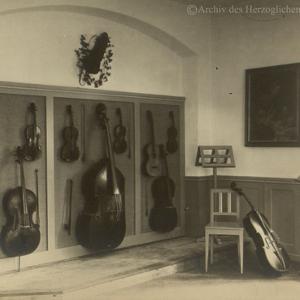 Musikzimmer des Herzoglichen Georgianums 1929
