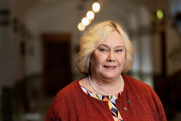 Professor Eva Wiberg