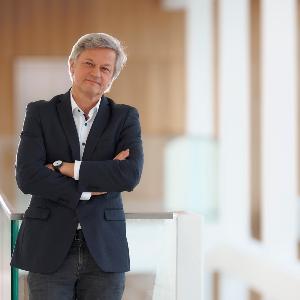 Prof. Artur Mayerhofer