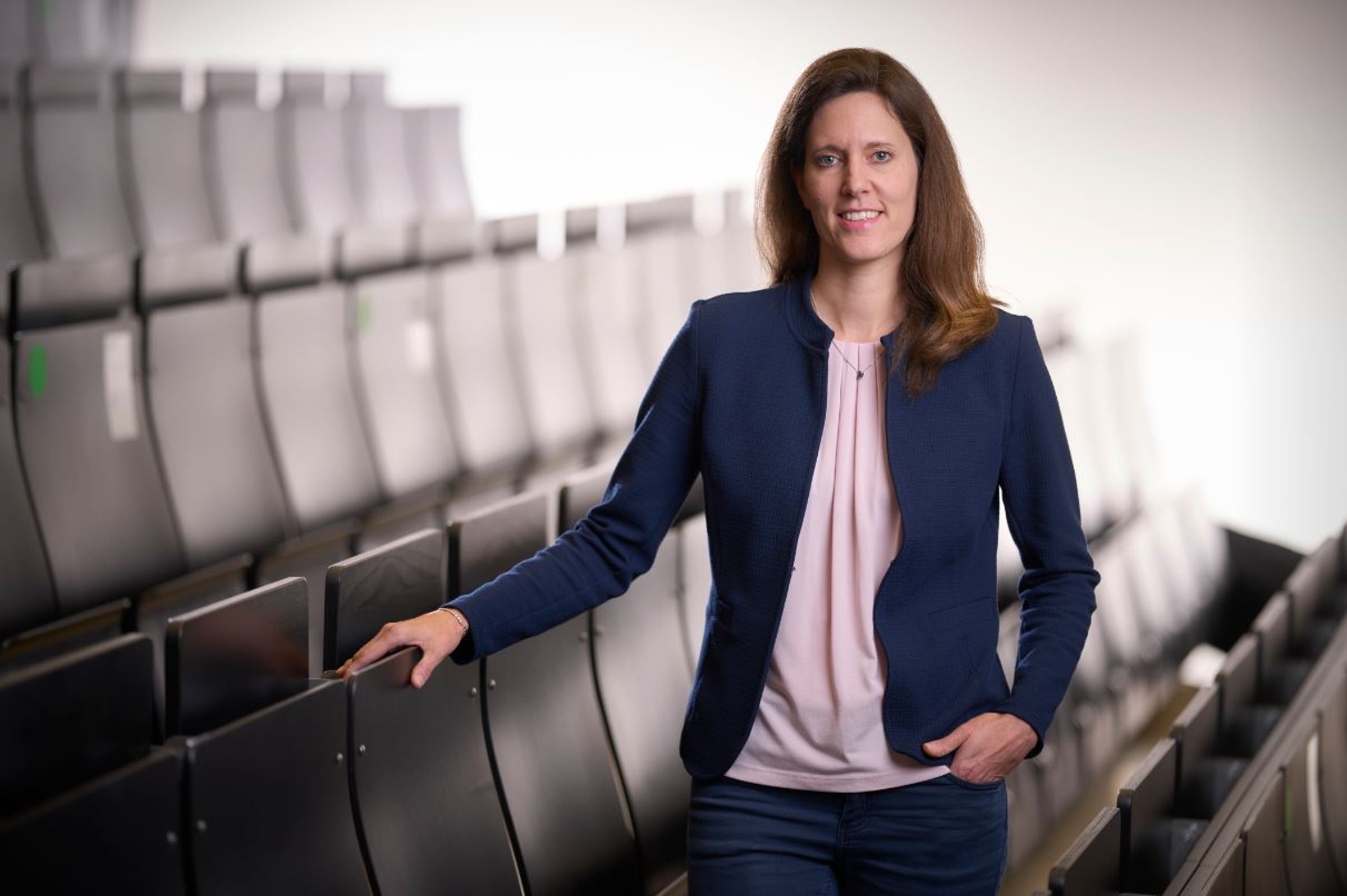 Prof. Dr. Lena Burbulla