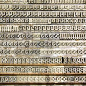 Reihen von Bleilettern