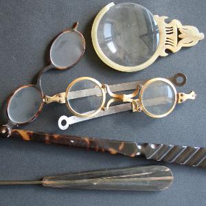 Historical eyeglasses of the collection of the Eye Clinic of the LMU Munich