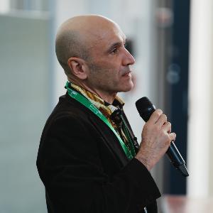 Guenter Froeschl, tropical medicine specialist at LMU