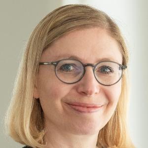Dr. Julia Dittrich