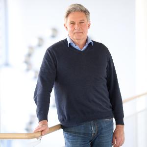 Prof. Dr. Eckhard Wolf