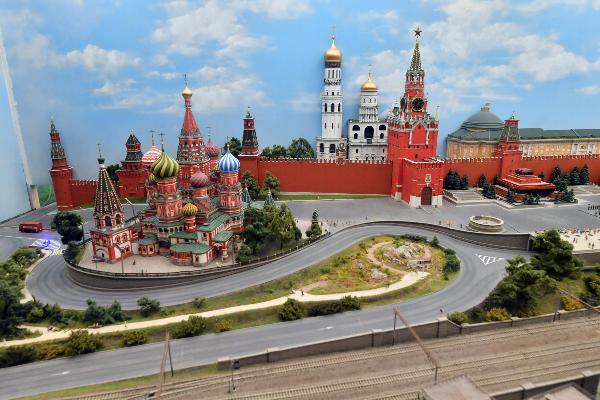 Moskau. Das Museumsdiorama Zar Modell, in dem die bekanntesten Orte aus allen Regionen Russlands im Maßstab 1:87 präsentiert werden.