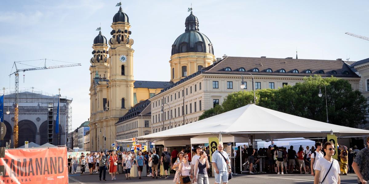 LMU München avaa tiedettä kaikille Zamanand-festivaaleilla