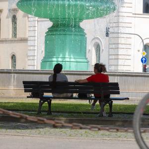 Die Brunnen am Geschwister-Scholl- und Professor-Huber-Platz
