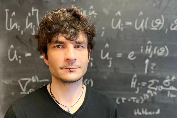 Dr. Sebastian Paeckel